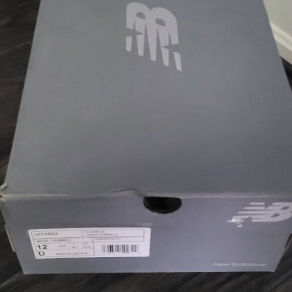 New Balance sneakers NWT/BOX **rare** - Picture 5 of 6